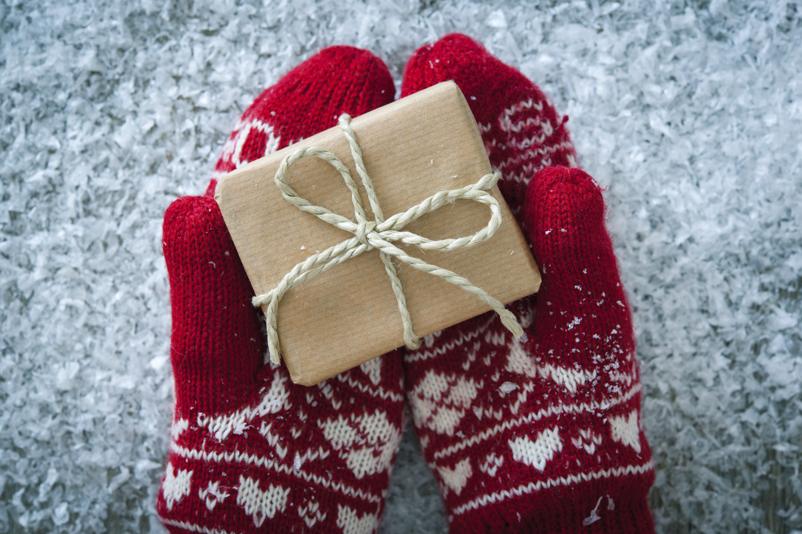 FA-LA-LA-LA Local Holiday Giveaway